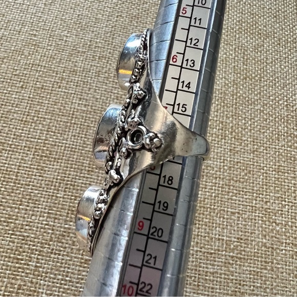 New Pink Cats Eye and Garnet Stone Silver Overlay Ring Size 7.5 - Picture 4 of 10